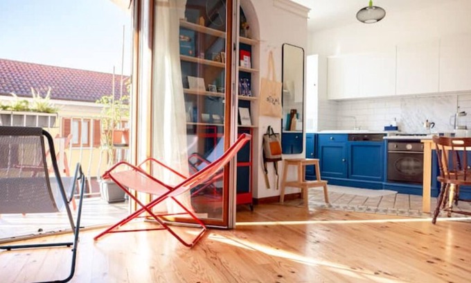 Biassono Apartment | Luminous open space next to F1 Circuit, Monza Park, Milan and Como lake.