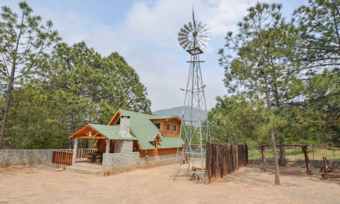 Santiago Cabin | Luna Cabin/ideal for family adventures