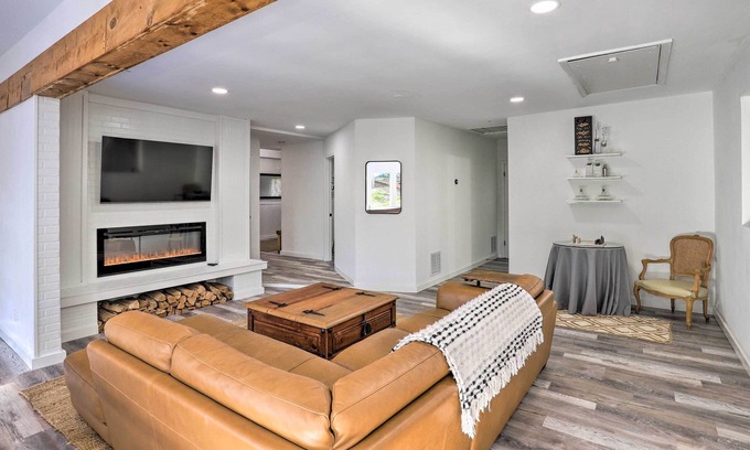 Hendersonville House | Lush 'Blue Bird's Nest' w/ Hot Tub & Fire Pit