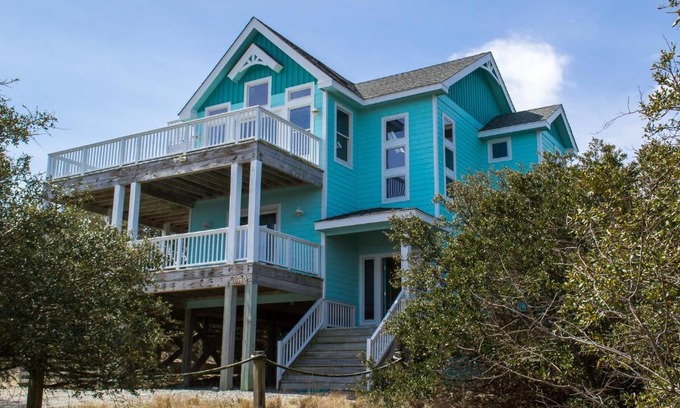 Corolla House | Luv Shack