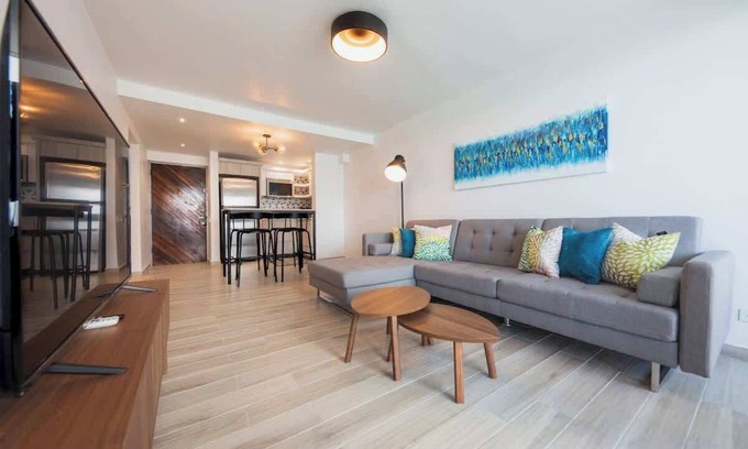 Carolina Apartment | Lux Ocean Front 14th Floor 1BR ON BEACH w/Parking