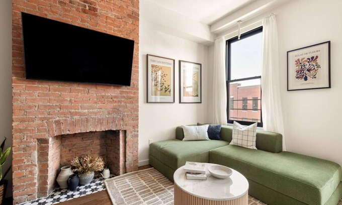 Over-the-Rhine Apartment | Lux Washington Park | Rooftop Patio | Free Parking