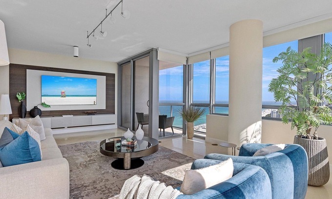 City Center Apartment | Luxe 2/2 Direct Ocean with Skyline Views at the Setai