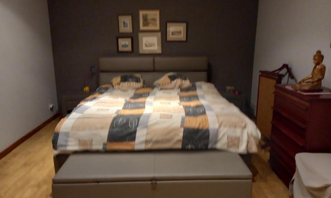 Dendermonde Apartment | Luxe appartement met 3 slaapkamers en 1 kingsize bed slaapzetel en drie dubbelbedden