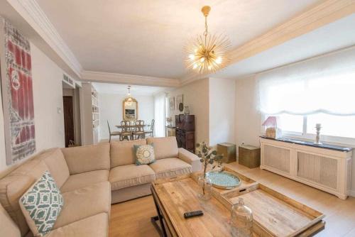 El Arenal Apartment | Luxe Castelar 19