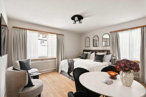 Davos Apartment | Luxe Davos Studio Central Walk to Lifts