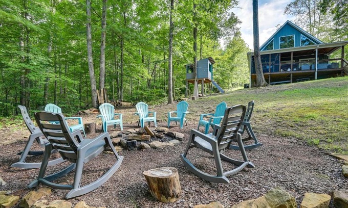 Cub Run House | Luxe Kentucky Cabin Rental about 36 Mi to Mammoth Cave