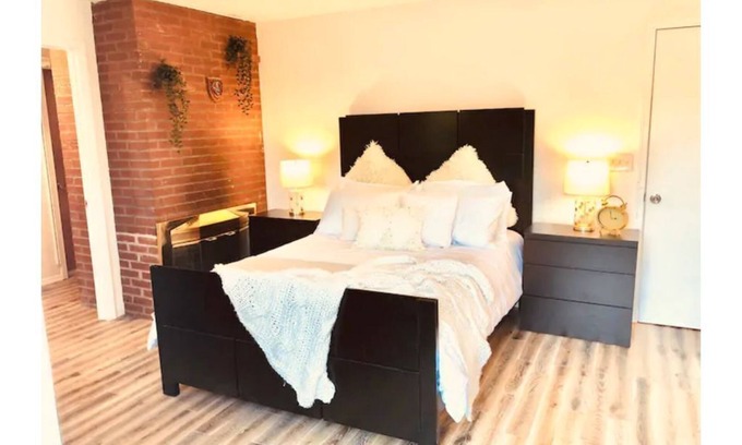 Wilkes Apartment | Luxe Suite:Elegance&Rest NE PDX.12 mins Airport