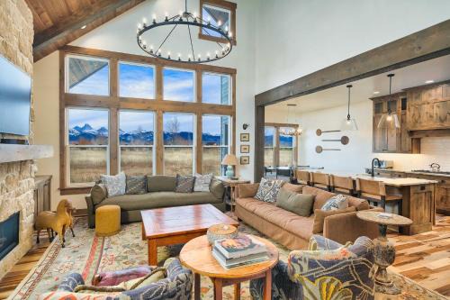 Clawson House | Luxe Tetonia Home with Tetons View, Close to Skiing!