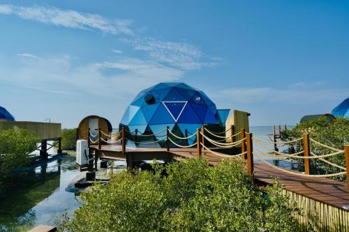 Umm al Quwain Hotel | Luxeglamp