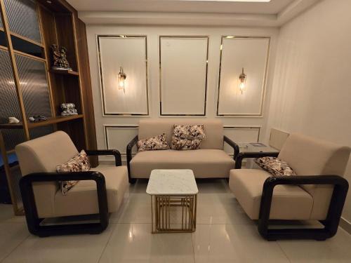 Khattalwada Hotel | LuxeLake Suites