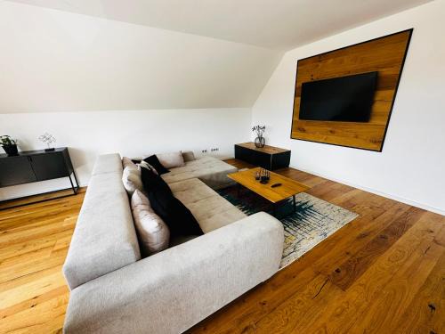 Chateau-Rouge Apartment | Luxeriöse Auszeit im Dreiländereck