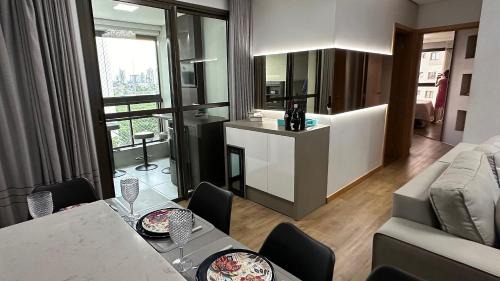 Penha Apartment | Luxo com Ar, Piscina Aquecida e Vista Mar