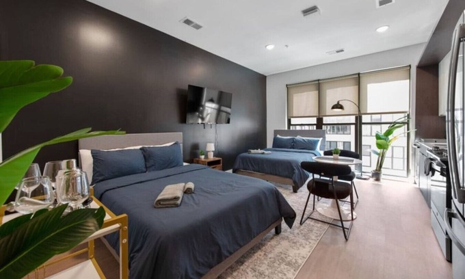 Pendleton Apartment | Luxurious 2 Bed Suite—in OTR Cincinnati!
