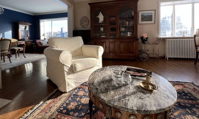 Akureyri Apartment | Luxurious 2 Floor House in Akureyri