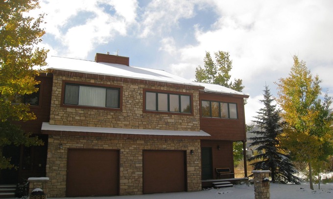 Frisco House | Luxurious 3BR/3BA, Amazing Views and Private Hot Tub