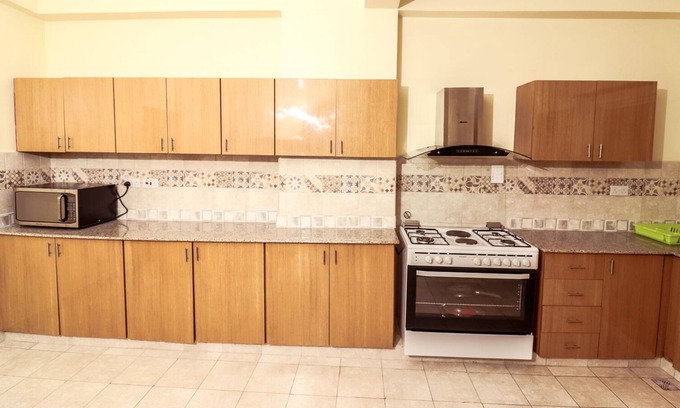 Msasani Apartment | Luxurious 3BR apartment w/pool, gym & fast wifi