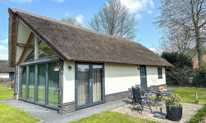 Alphen House | Luxurious and attractive detached house