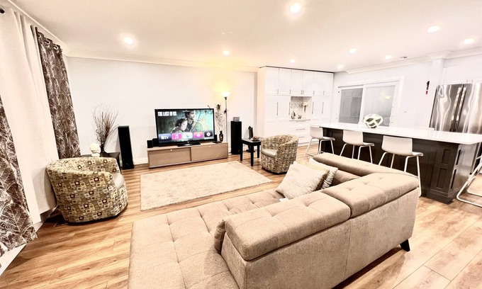 Woodstock House | Luxurious and Comfortable Home