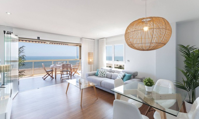Grau i Platja Apartment | Luxurious and Beautiful three Bedroom Beachfront Property