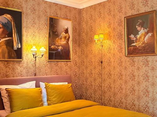 Huygenspark Bed & Breakfast | LUXURIOUS classical dutch styled ROOM in city centre of The Hague - HOME STAY