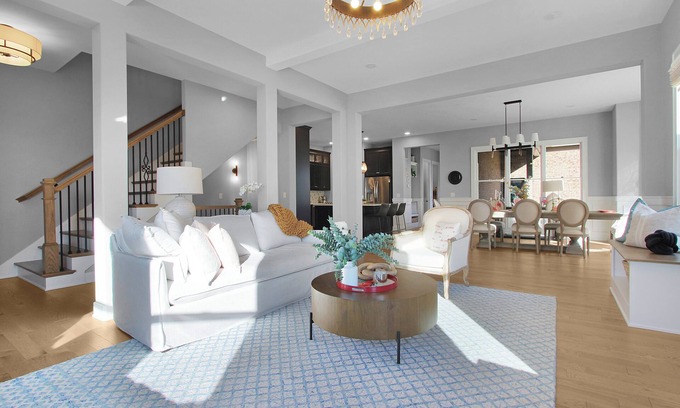 Otterbien Home House | Luxurious Custom-Built Home in Charming Lebanon, Ohio