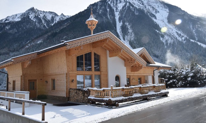 Oberkrimml Ski Chalet | Luxurious double chalet near the Krimml Waterfalls