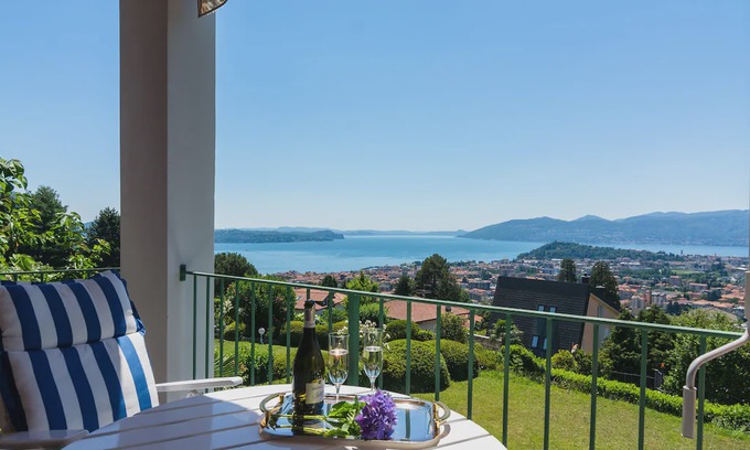 Cissano House | Luxurious Holiday Home in Verbania with Balcony