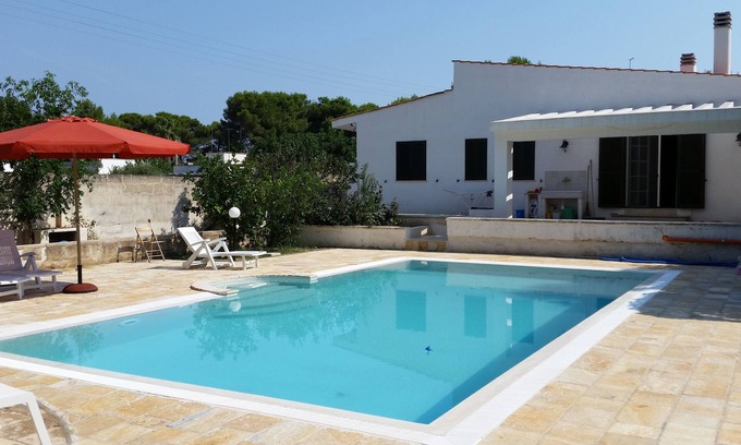 San Pietro in Bevagna House | Luxurious holiday house with garden and pool, 800 meters from the sandy beach