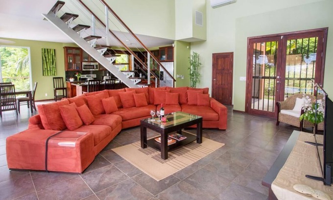 Parrita House | Luxurious Low Cost Costa Rican Villa w/Ocean View!