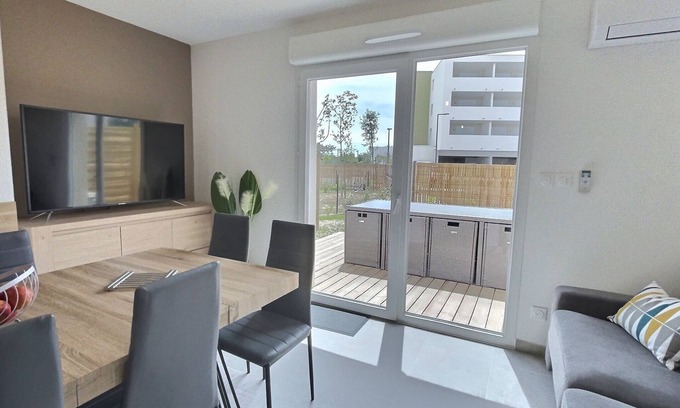 Serignan House | Luxurious maisonette with washing machine near Valras-Plage