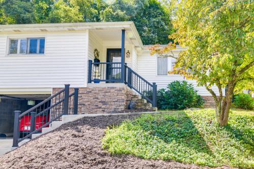 Morgantown House | Luxurious Morgantown Retreat with Stunning Views!
