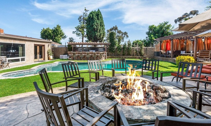 Chula Vista House | Luxurious oasis pool retreat/perfect for entertaining and large groups or events