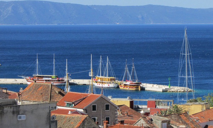 Gorinka Apartment | Luxurious penthouse style apartment, panoramic sea and mountain view