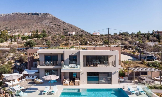 Kokkinon Khorion Villa | Luxurious Villa Kaylu - With Private Heated Pool