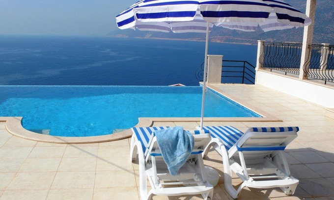 Kas Villa | Luxurious villa with pool in a stunning location by the sea