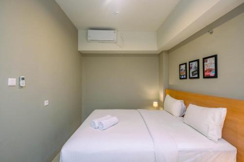 Cikarang Apartment | Luxury 1BR Apartment with Golf View at Mustika Golf Residence By Travelio