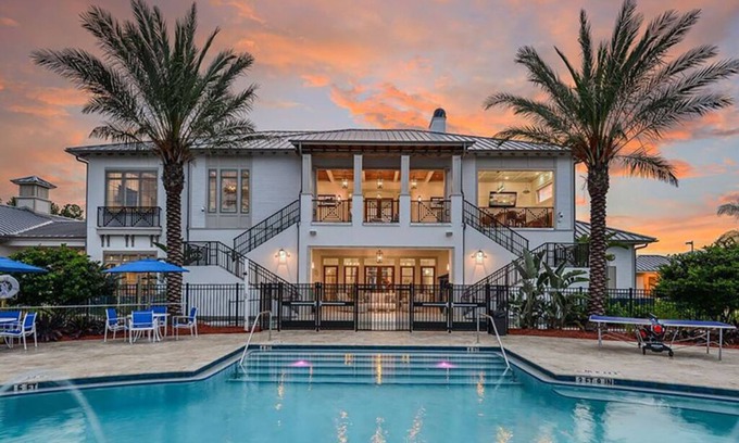Southside Apartment | Luxury 2 Bed/2 Bath with Resort Style Amenities