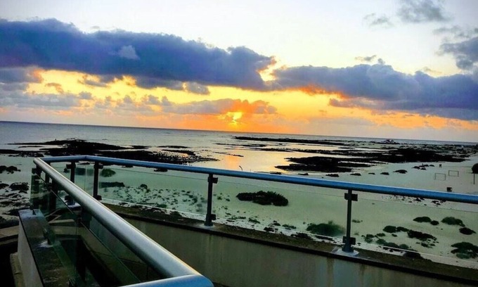 Los Lagos Apartment | Luxury 2 bed Penthouse Apartment on El Cotillo beach stunning views. Marfolin 18