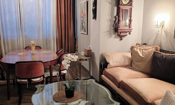 Kentron Apartment | LUXURY 2-BEDROOM APARTMENT WITH AC IN CITY CENTER CASCADE YEREVAN
