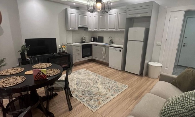 Ust Bostanci House | Luxury 2-Bedroom Residence with WiFi & AC – Bostancı, Istanbul