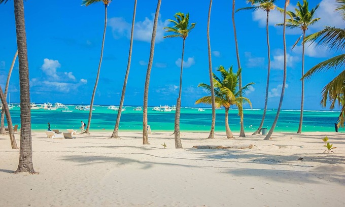 Bavaro Apartment | Luxury 2 Bedrooms 4 Guest pool+wifi OCEAN VIEW