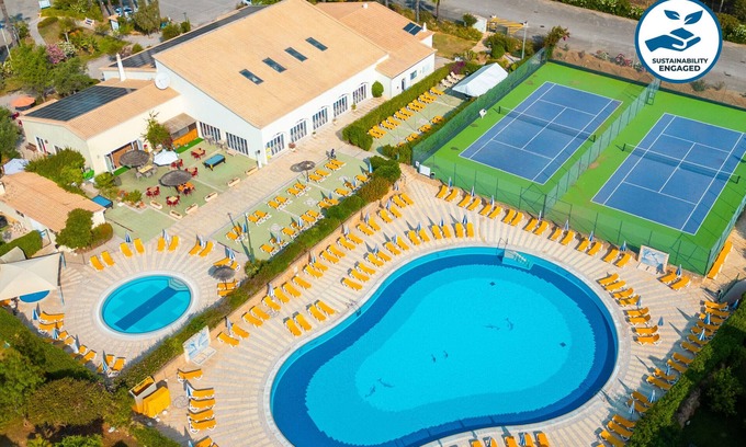 Portimao Apartment | Luxury 2BR Apt w/Pools & BBQ – Portimão/Alvor
