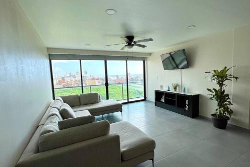 Reforma Apartment | Luxury 2BR Condo (F) Rosarito