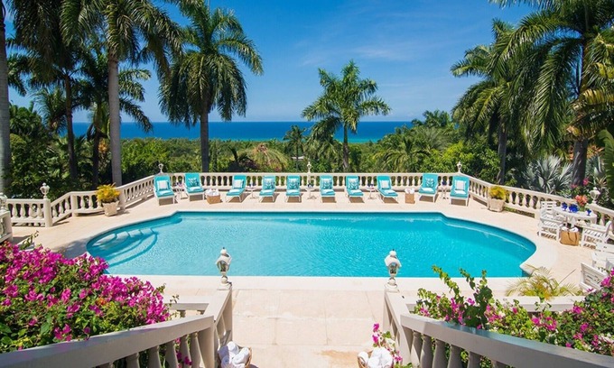 Montego Bay Villa | Luxury 7 Bedroom Villa in Jamaica with Private Pool and Full Compliment of Staff
