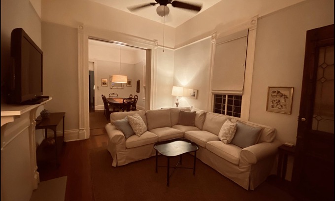 Audubon Apartment | Luxury And Charm Just Off Audubon Park-Walking Distance To Whole Foods