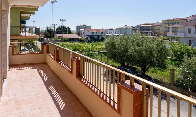 Strongoli Apartment | Luxury and Comfort in a Sea View Apartment
