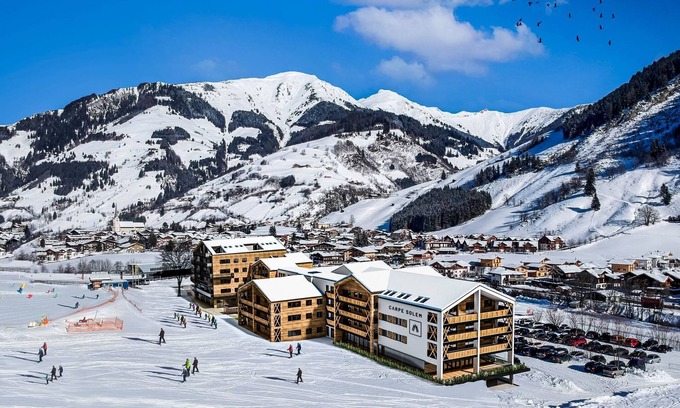 Rauris Apartment | Luxury apartment with sauna, right on the skislope