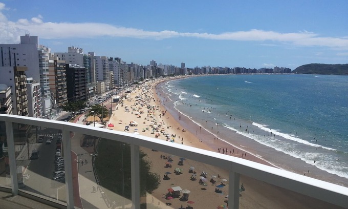 Muquicaba Apartment | Luxury apartment, facing the beach with 3 bedrooms and 2 suites and 2 parking spaces