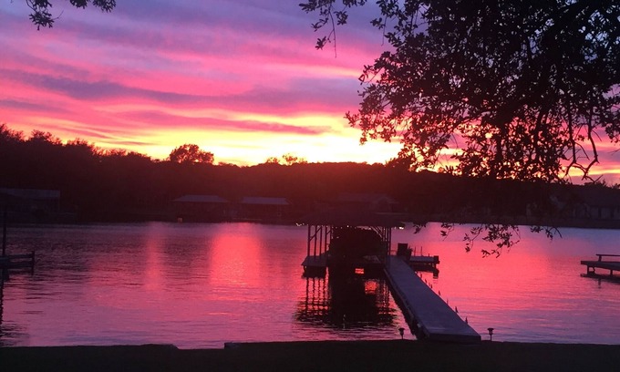 Granbury House | Luxury apartment is minutes from downtown. Lake and dock are on the property.